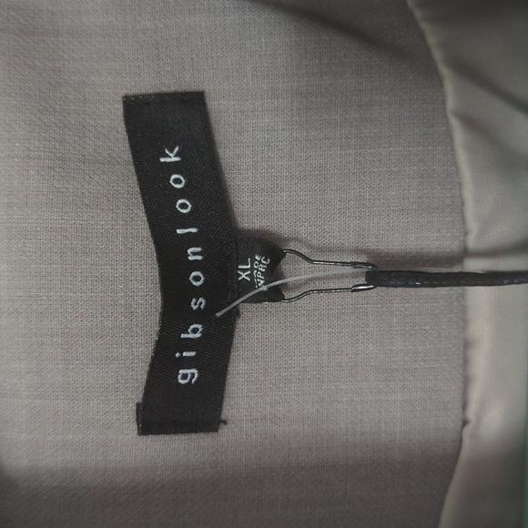 Jacket - Picture 6 of 8